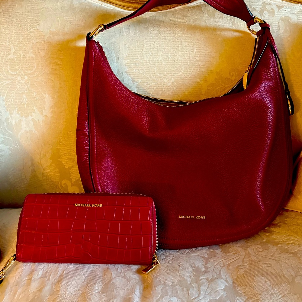 Michael Kors Red Handbag with matching wallet. Brand New never used.